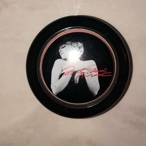 Limited Edition Marilyn Monroe MAC blush!